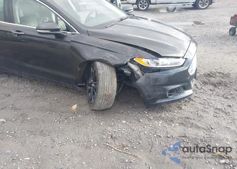 2015 Ford Fusion Titanium z USA, uszkodzony, nr VIN 3FA6P0D97FR108533